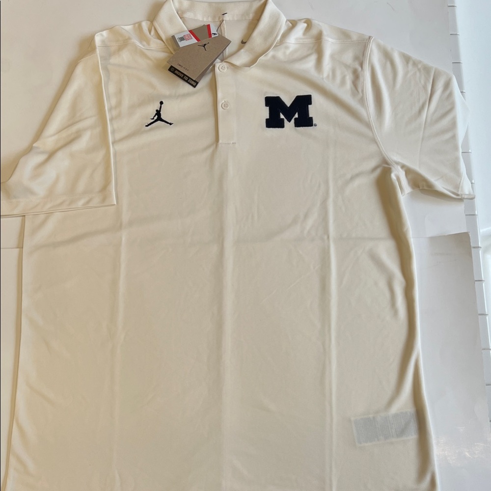 New Nike Jordan Men's Michigan Victory Polo Shirt in size large